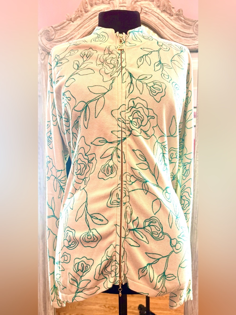 St. John Cream Zip-Front Sweater with Green Floral Outline